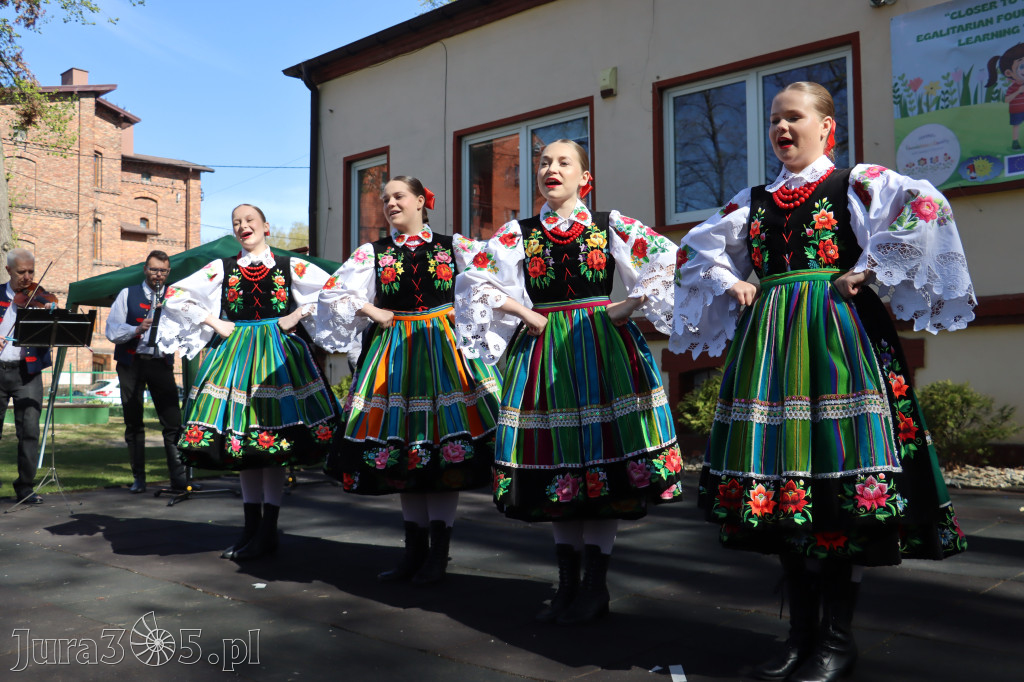 Fotorelacja: Powitanie partnerów projektu Erasmus+ w przedszkolu nr 1 w Zawierciu