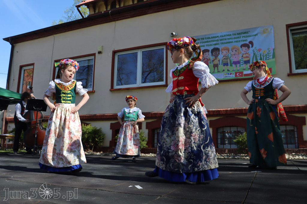 Fotorelacja: Powitanie partnerów projektu Erasmus+ w przedszkolu nr 1 w Zawierciu