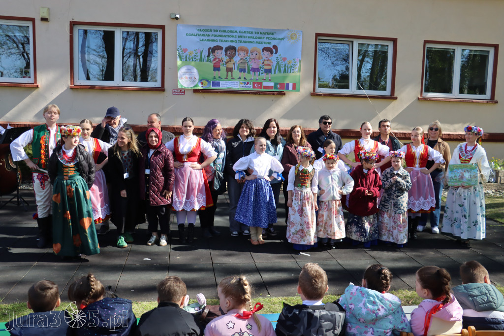 Fotorelacja: Powitanie partnerów projektu Erasmus+ w przedszkolu nr 1 w Zawierciu