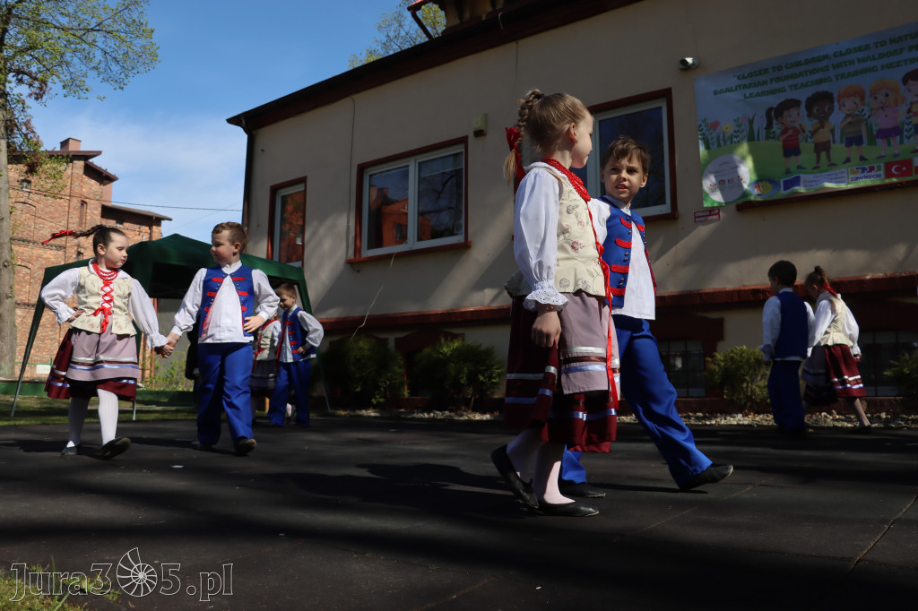 Fotorelacja: Powitanie partnerów projektu Erasmus+ w przedszkolu nr 1 w Zawierciu