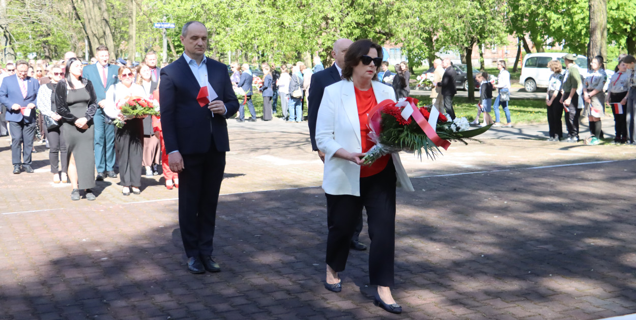 Fotorelacja Zawiercie: 235. rocznica uchwalenia Konstytucji 3 Maja