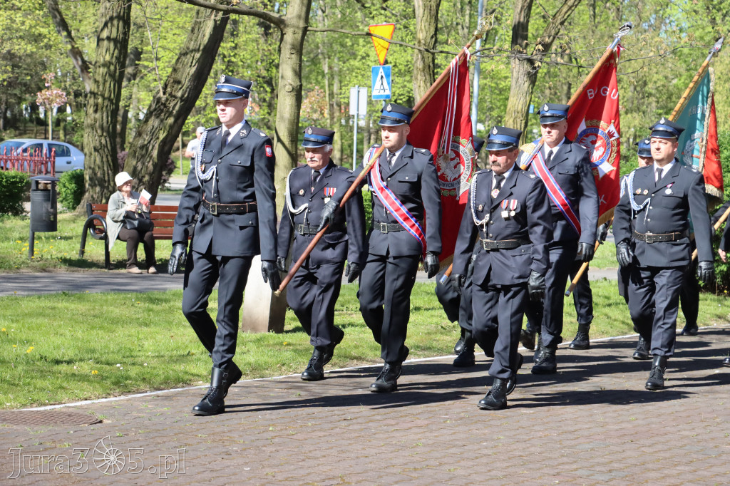 Fotorelacja Zawiercie: 235. rocznica uchwalenia Konstytucji 3 Maja