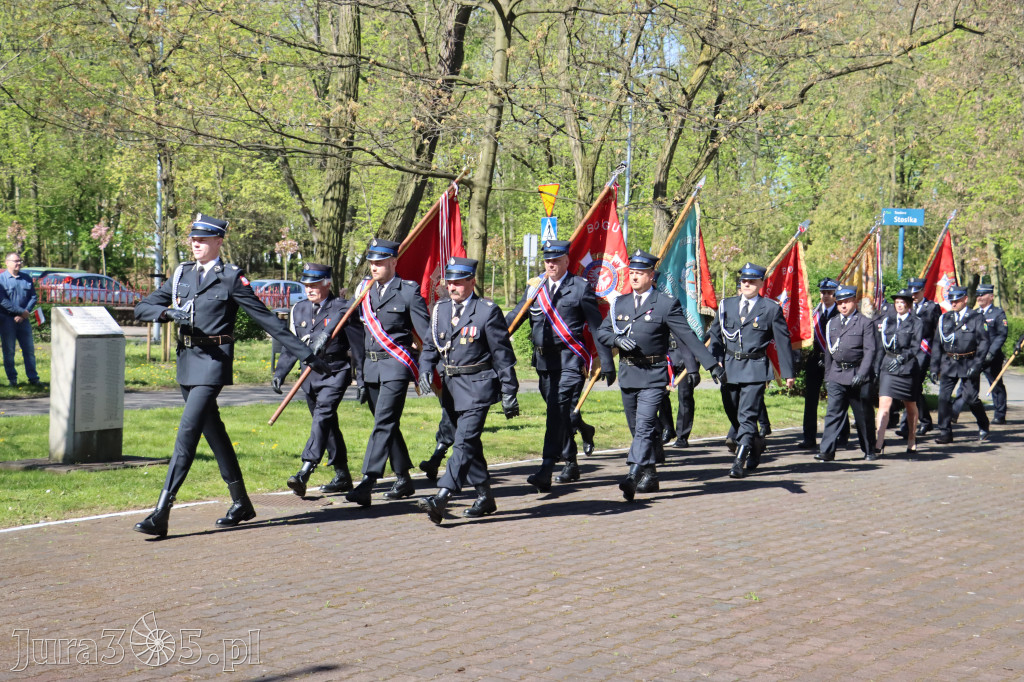 Fotorelacja Zawiercie: 235. rocznica uchwalenia Konstytucji 3 Maja