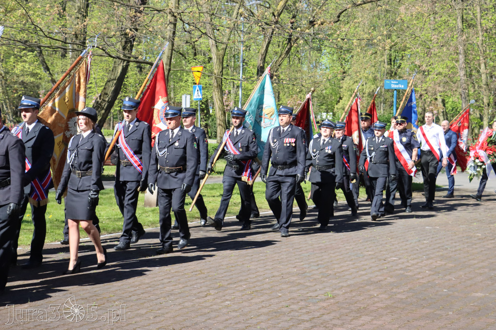 Fotorelacja Zawiercie: 235. rocznica uchwalenia Konstytucji 3 Maja