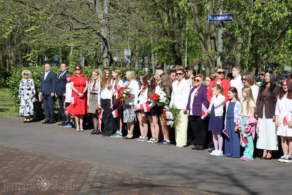 Fotorelacja Zawiercie: 235. rocznica uchwalenia Konstytucji 3 Maja