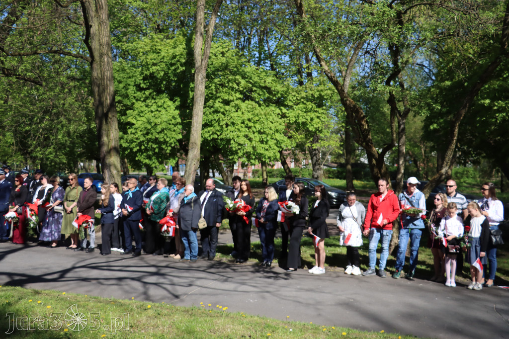 Fotorelacja Zawiercie: 235. rocznica uchwalenia Konstytucji 3 Maja