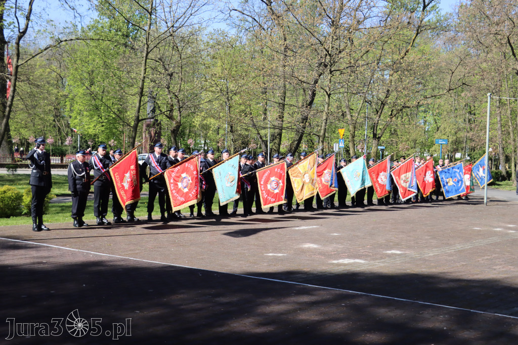 Fotorelacja Zawiercie: 235. rocznica uchwalenia Konstytucji 3 Maja