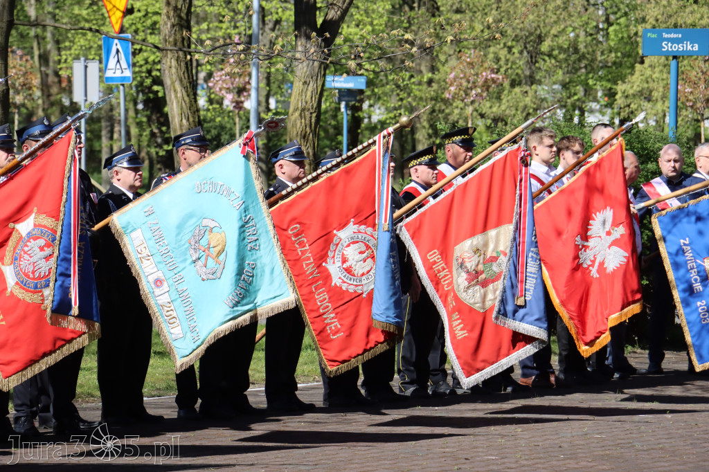 Fotorelacja Zawiercie: 235. rocznica uchwalenia Konstytucji 3 Maja