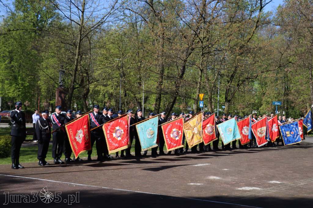 Fotorelacja Zawiercie: 235. rocznica uchwalenia Konstytucji 3 Maja