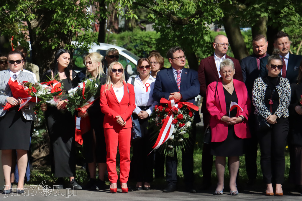Fotorelacja Zawiercie: 235. rocznica uchwalenia Konstytucji 3 Maja