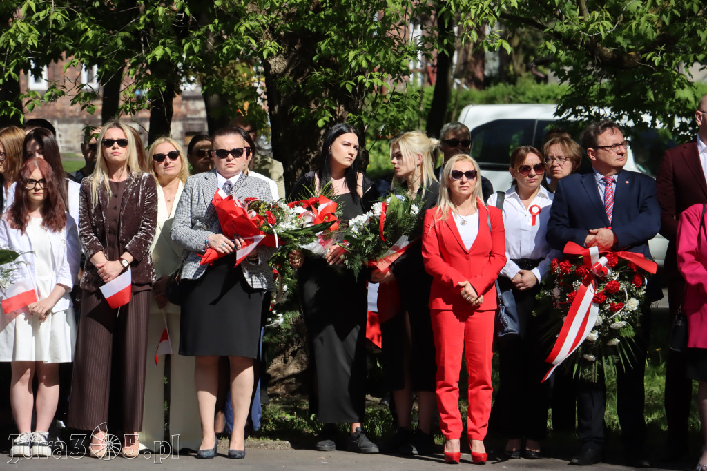 Fotorelacja Zawiercie: 235. rocznica uchwalenia Konstytucji 3 Maja
