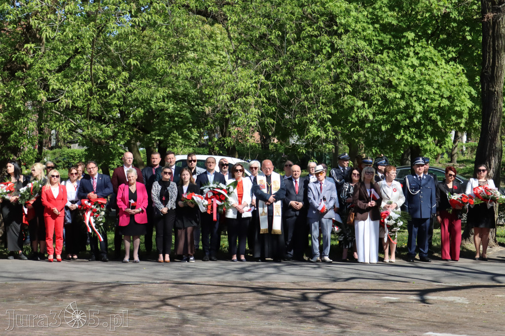 Fotorelacja Zawiercie: 235. rocznica uchwalenia Konstytucji 3 Maja
