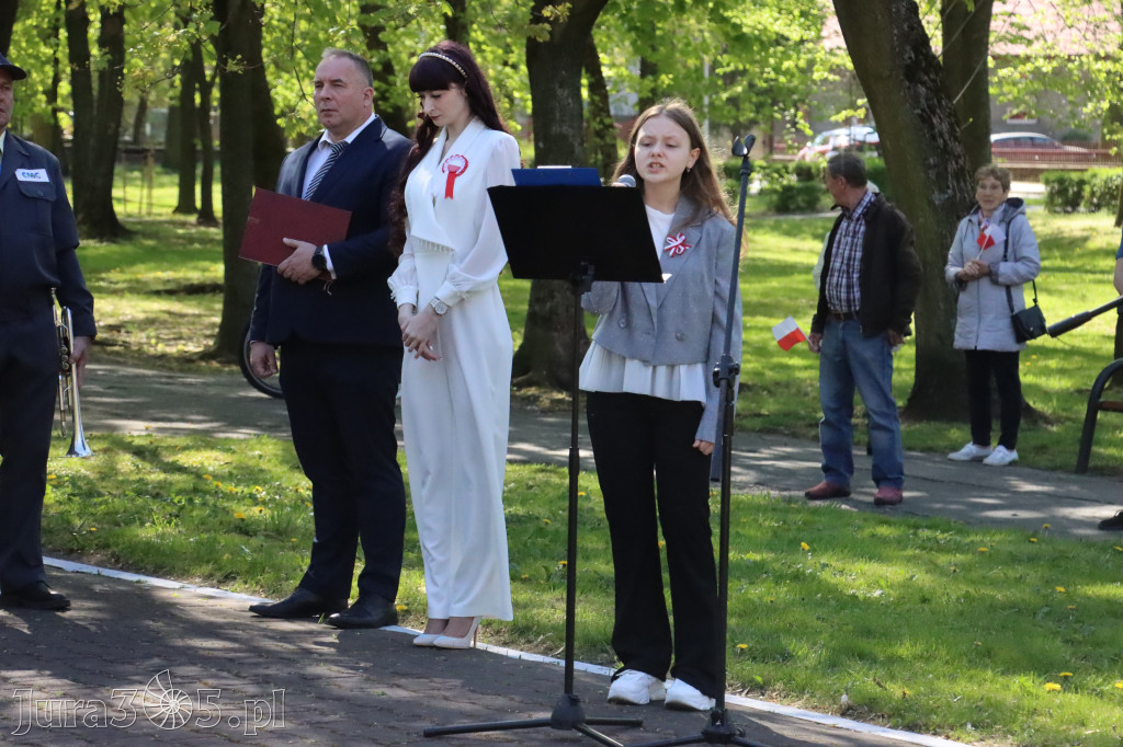 Fotorelacja Zawiercie: 235. rocznica uchwalenia Konstytucji 3 Maja