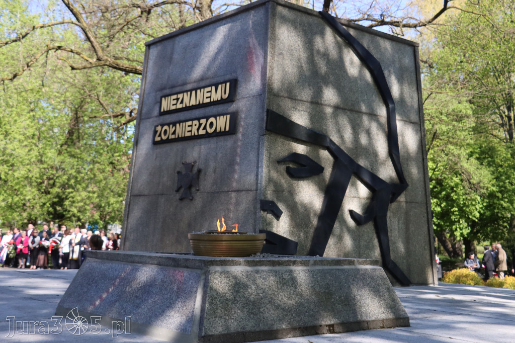 Fotorelacja Zawiercie: 235. rocznica uchwalenia Konstytucji 3 Maja