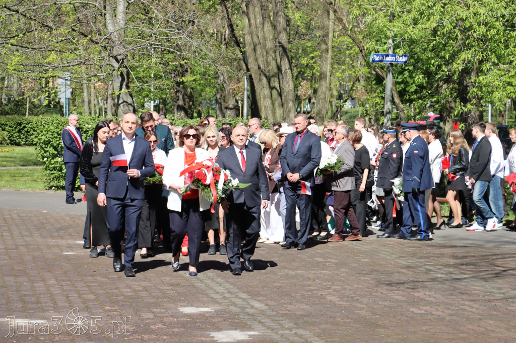 Fotorelacja Zawiercie: 235. rocznica uchwalenia Konstytucji 3 Maja