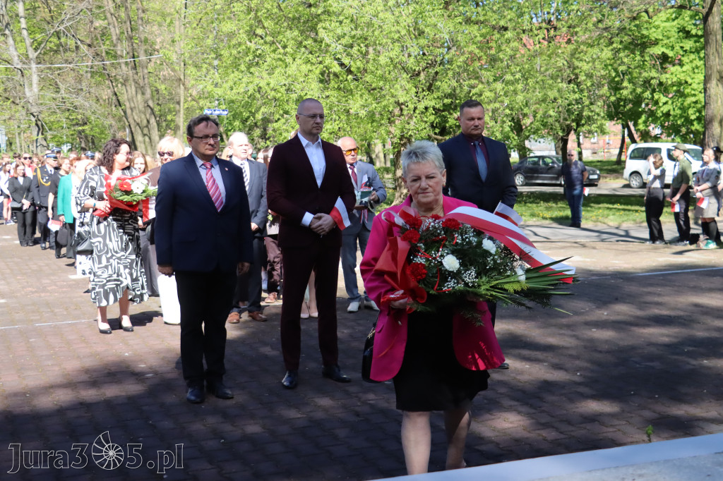 Fotorelacja Zawiercie: 235. rocznica uchwalenia Konstytucji 3 Maja