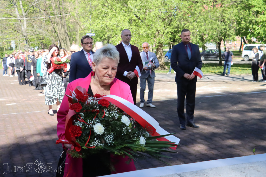 Fotorelacja Zawiercie: 235. rocznica uchwalenia Konstytucji 3 Maja