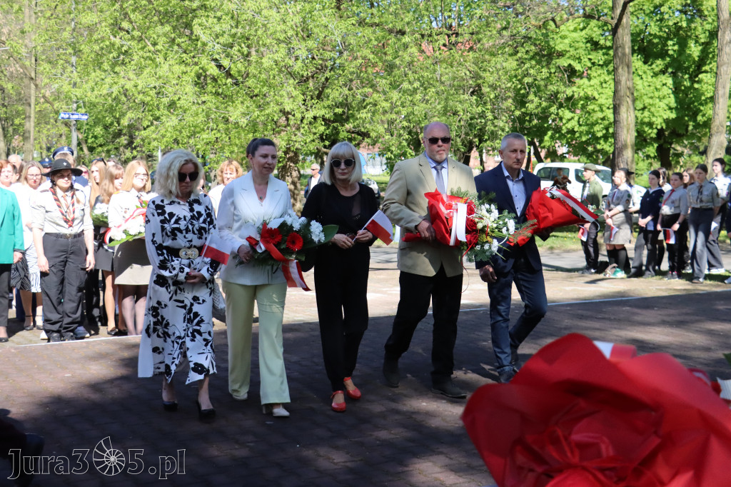 Fotorelacja Zawiercie: 235. rocznica uchwalenia Konstytucji 3 Maja