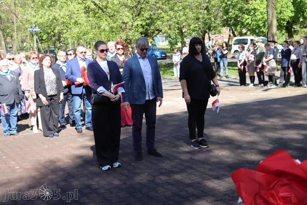 Fotorelacja Zawiercie: 235. rocznica uchwalenia Konstytucji 3 Maja