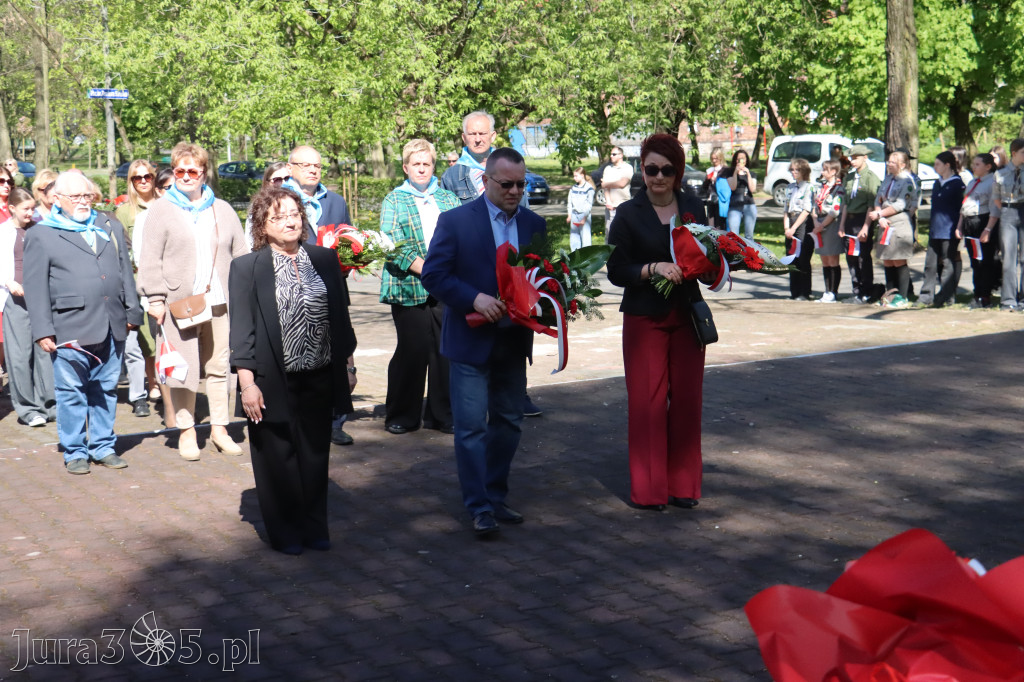 Fotorelacja Zawiercie: 235. rocznica uchwalenia Konstytucji 3 Maja