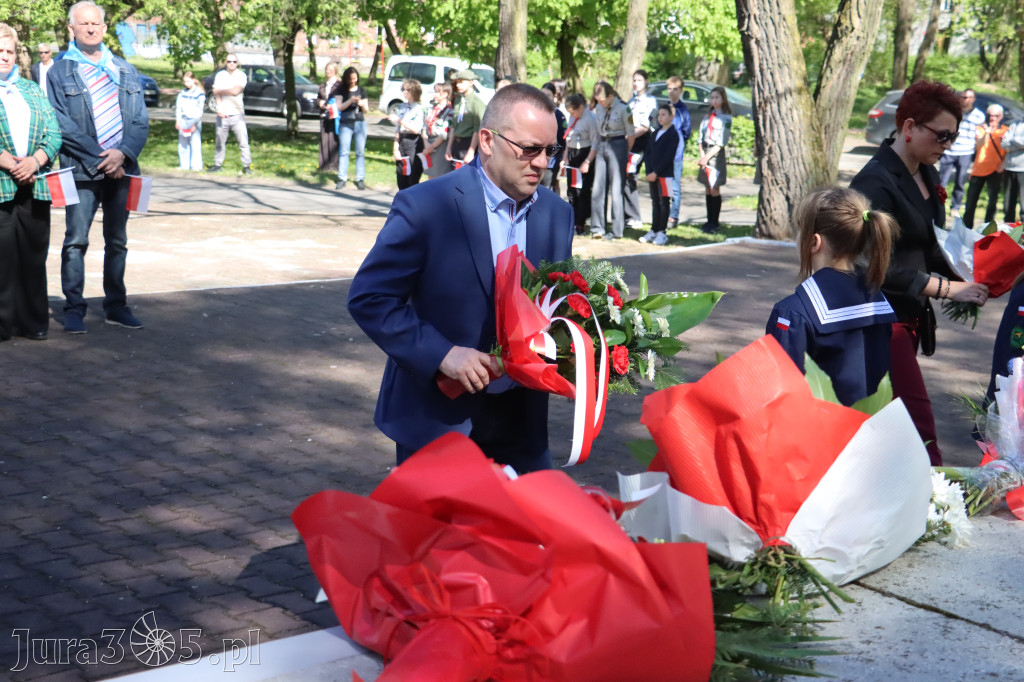 Fotorelacja Zawiercie: 235. rocznica uchwalenia Konstytucji 3 Maja
