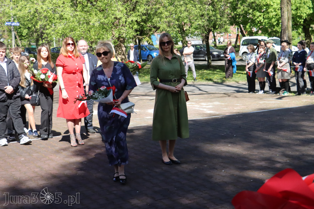 Fotorelacja Zawiercie: 235. rocznica uchwalenia Konstytucji 3 Maja