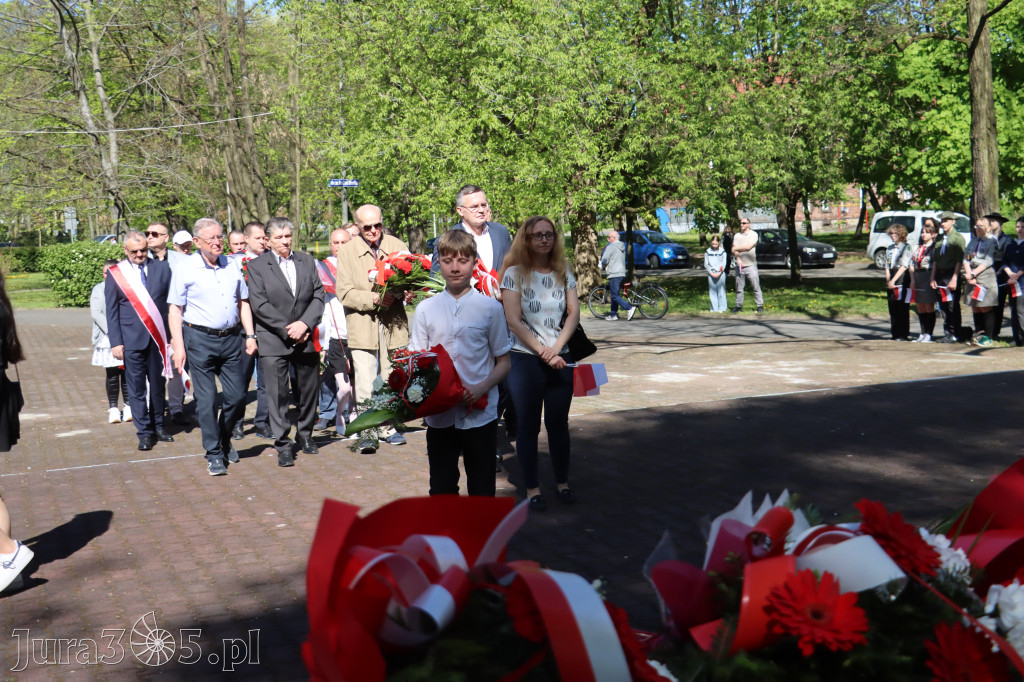 Fotorelacja Zawiercie: 235. rocznica uchwalenia Konstytucji 3 Maja