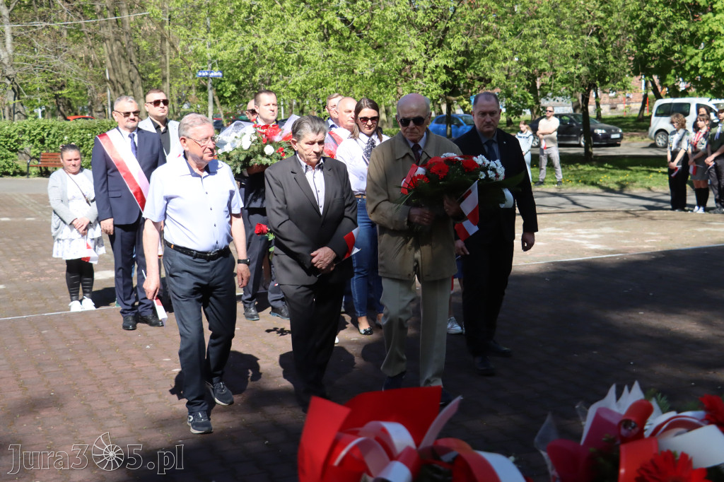 Fotorelacja Zawiercie: 235. rocznica uchwalenia Konstytucji 3 Maja