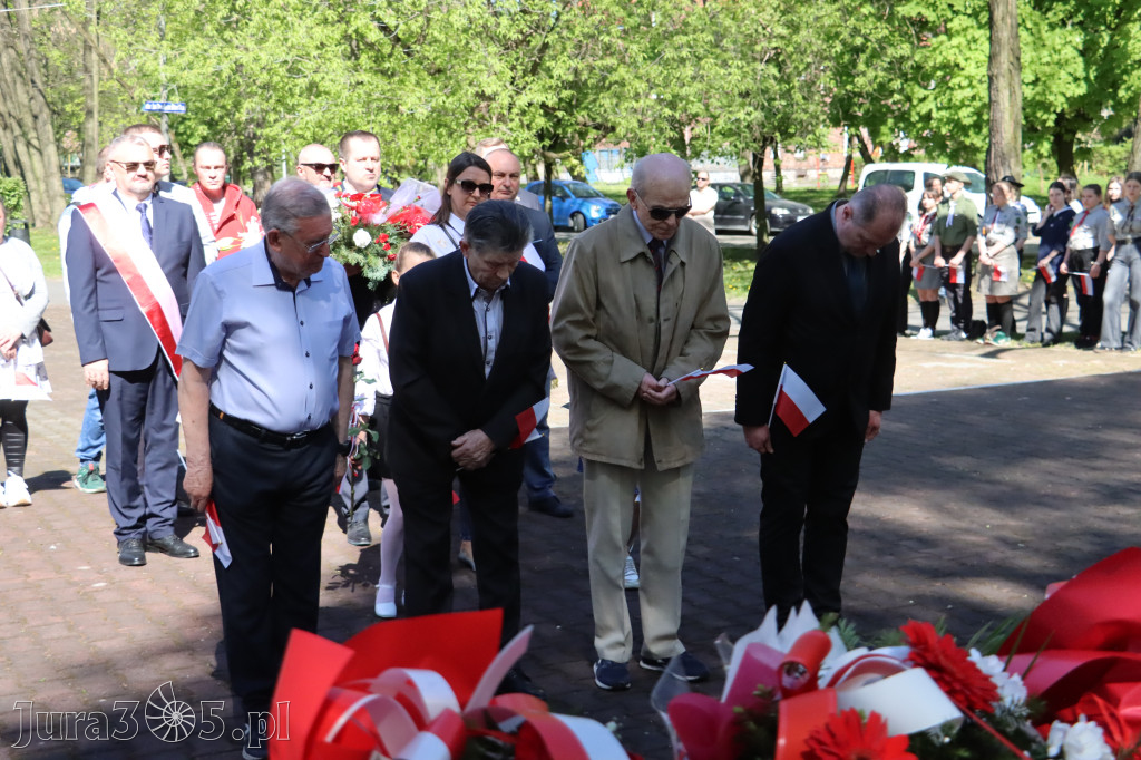 Fotorelacja Zawiercie: 235. rocznica uchwalenia Konstytucji 3 Maja