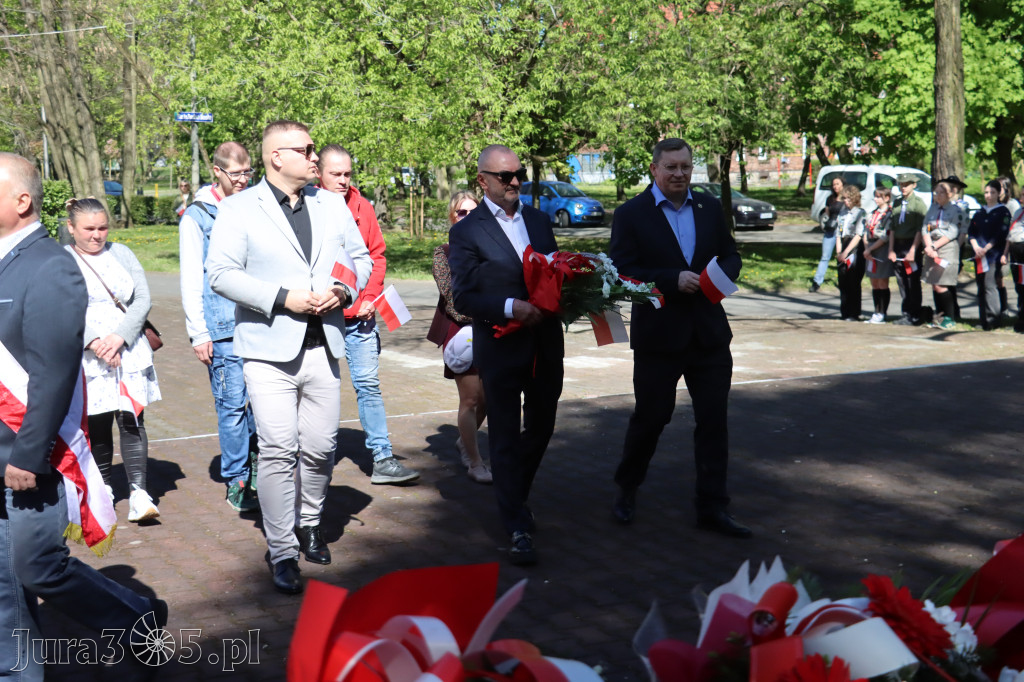 Fotorelacja Zawiercie: 235. rocznica uchwalenia Konstytucji 3 Maja