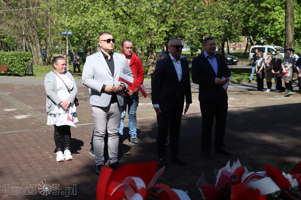 Fotorelacja Zawiercie: 235. rocznica uchwalenia Konstytucji 3 Maja