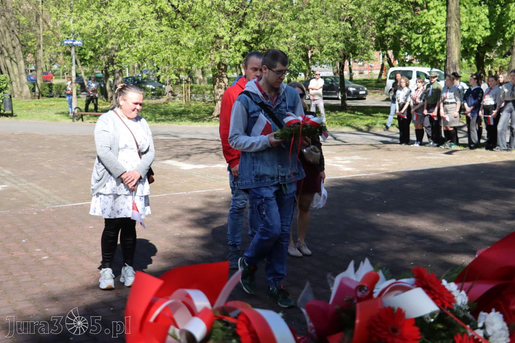 Fotorelacja Zawiercie: 235. rocznica uchwalenia Konstytucji 3 Maja