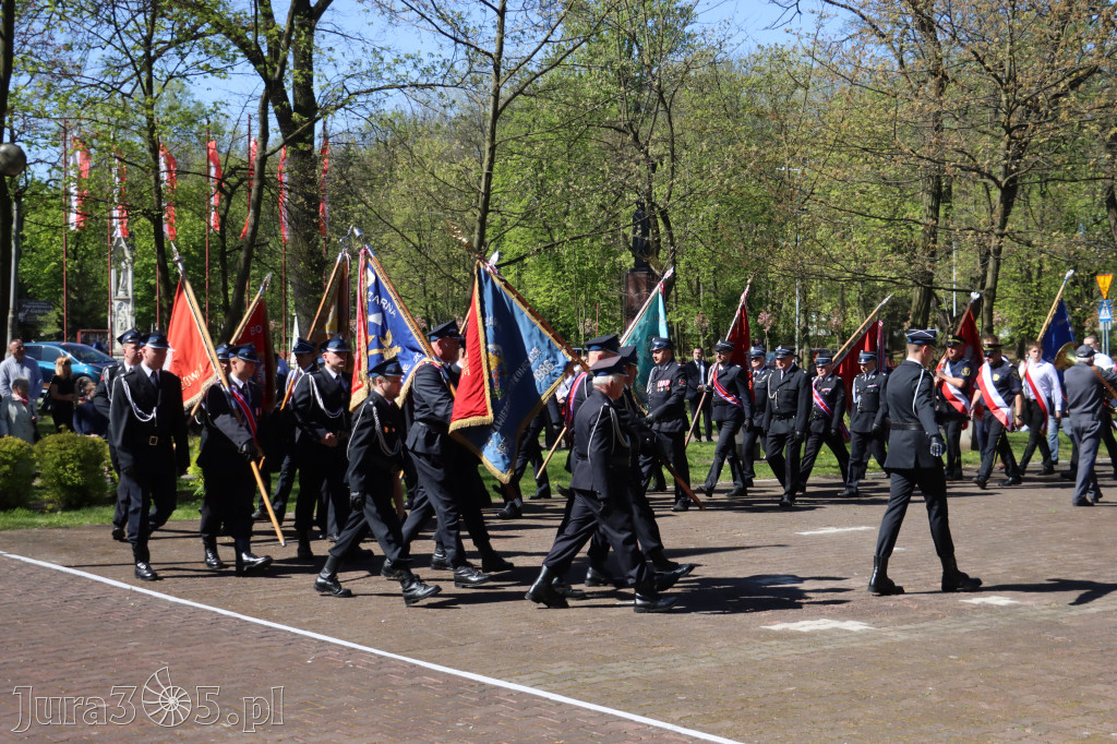 Fotorelacja Zawiercie: 235. rocznica uchwalenia Konstytucji 3 Maja