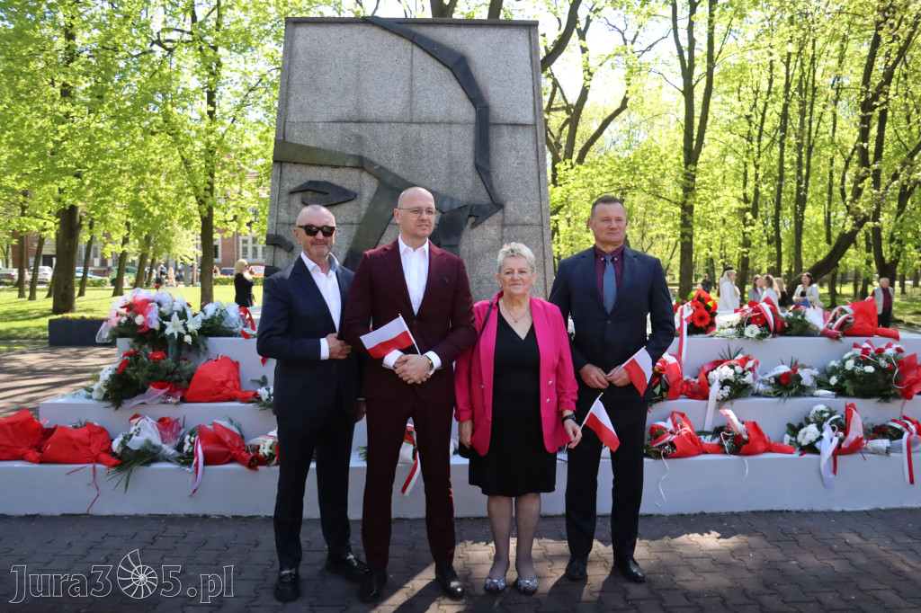 Fotorelacja Zawiercie: 235. rocznica uchwalenia Konstytucji 3 Maja