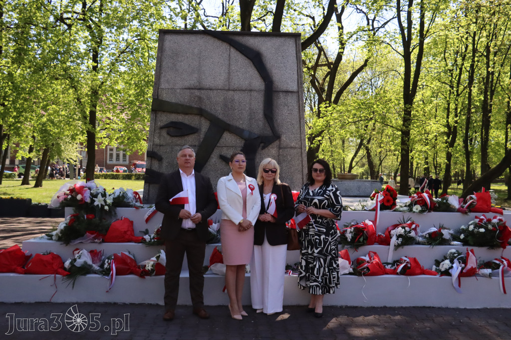 Fotorelacja Zawiercie: 235. rocznica uchwalenia Konstytucji 3 Maja