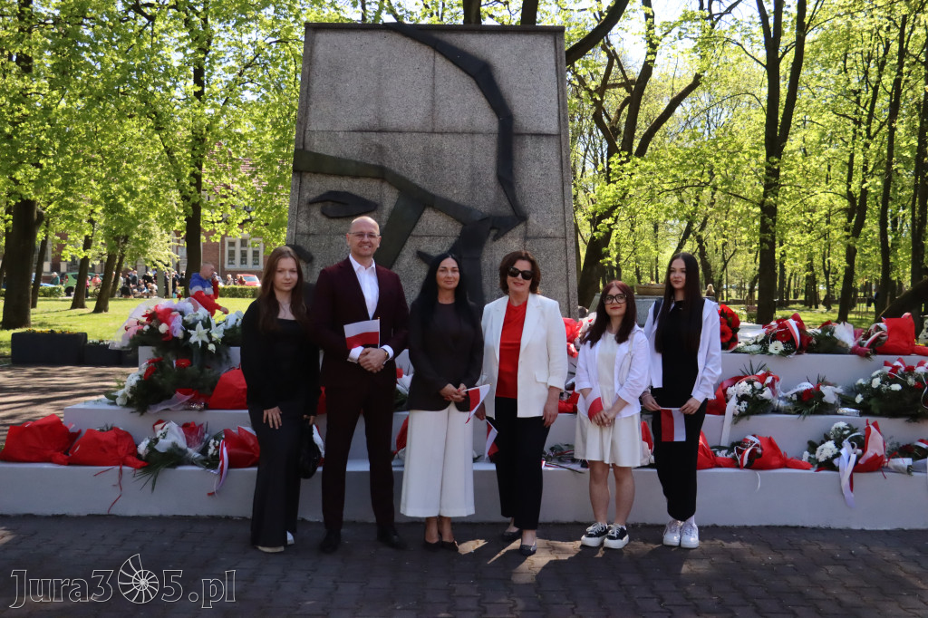 Fotorelacja Zawiercie: 235. rocznica uchwalenia Konstytucji 3 Maja