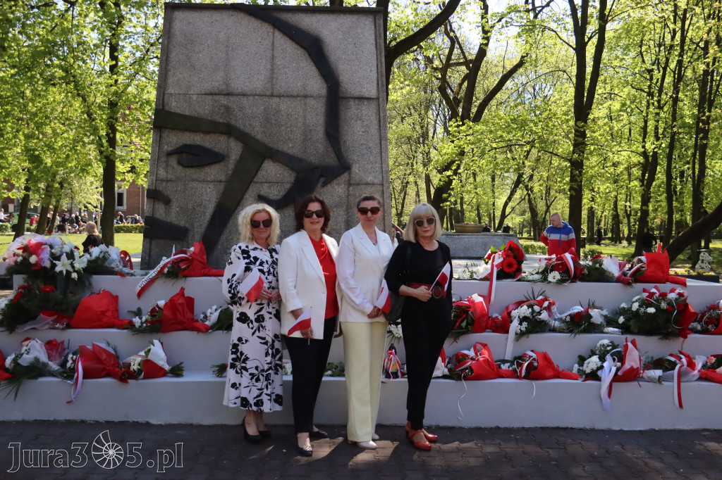 Fotorelacja Zawiercie: 235. rocznica uchwalenia Konstytucji 3 Maja