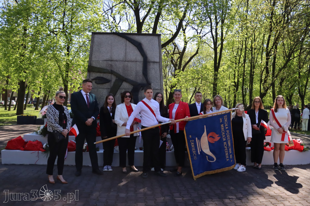 Fotorelacja Zawiercie: 235. rocznica uchwalenia Konstytucji 3 Maja