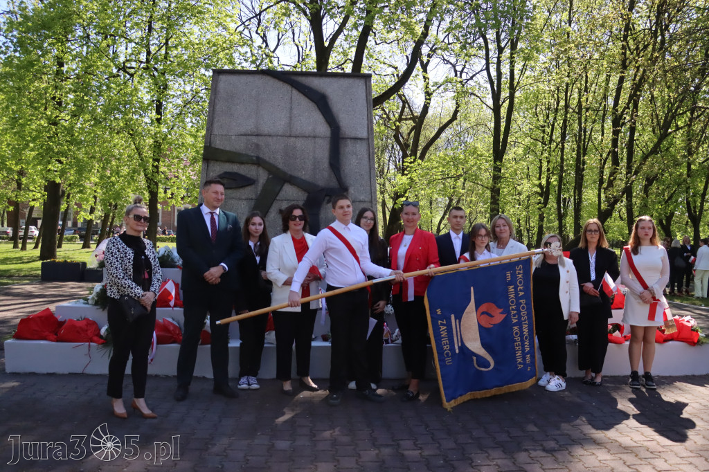 Fotorelacja Zawiercie: 235. rocznica uchwalenia Konstytucji 3 Maja