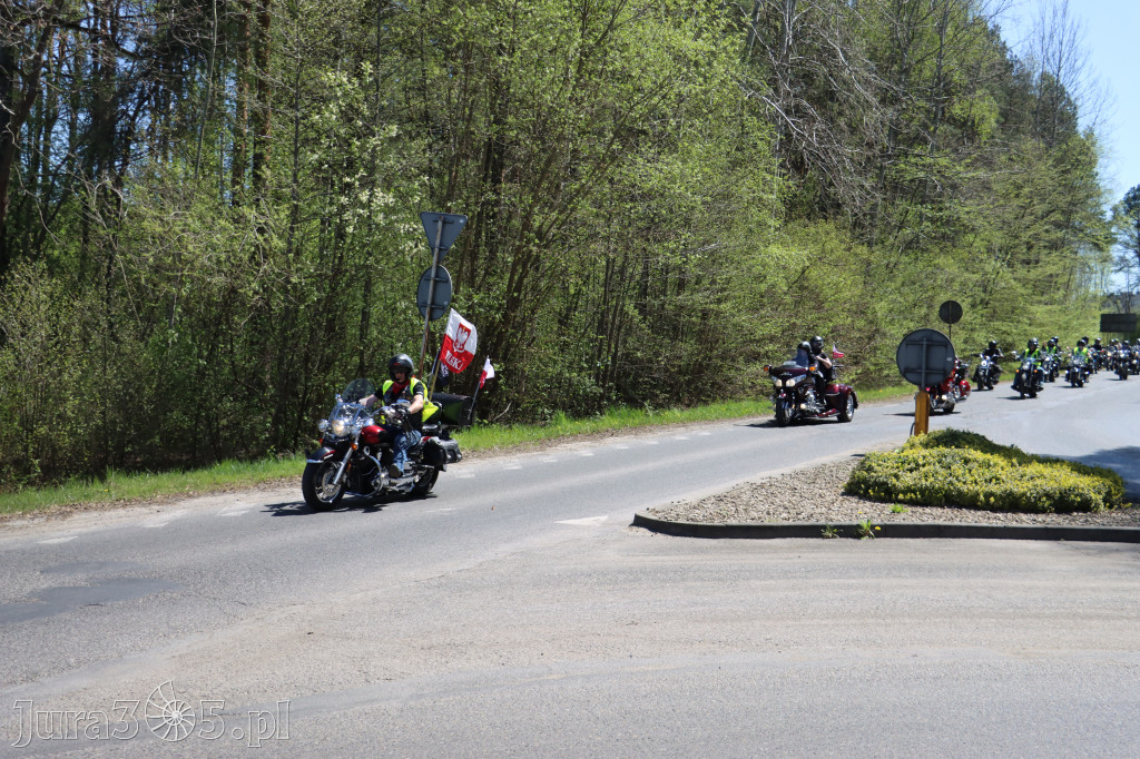 Fotorelacja I: IV Motopiknik w Łazach - parada motocykli