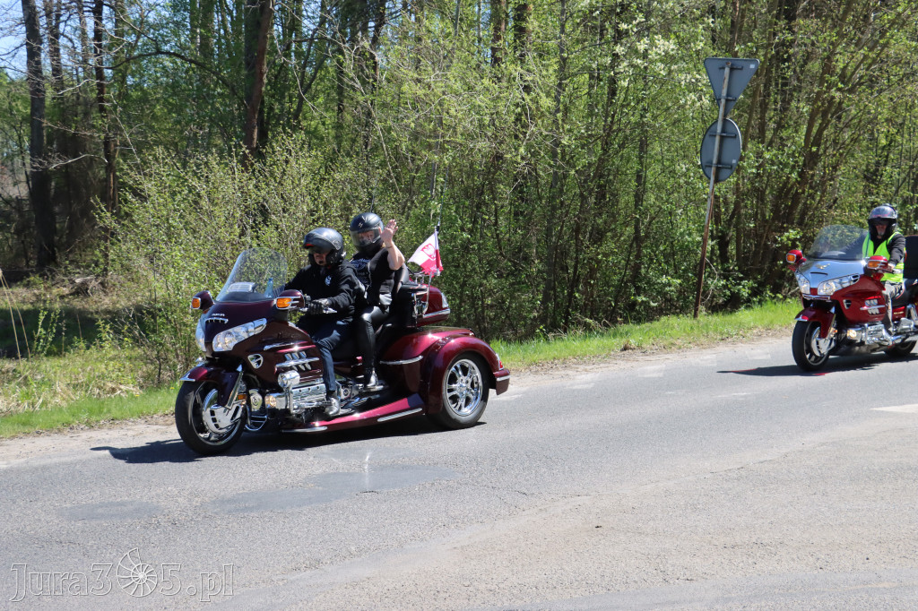 Fotorelacja I: IV Motopiknik w Łazach - parada motocykli