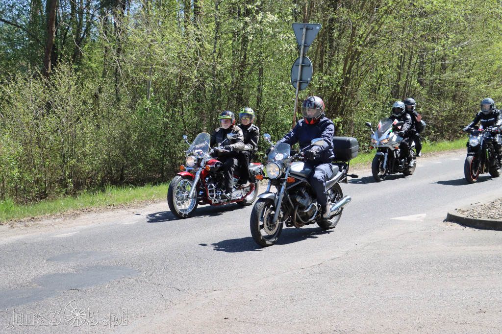Fotorelacja I: IV Motopiknik w Łazach - parada motocykli