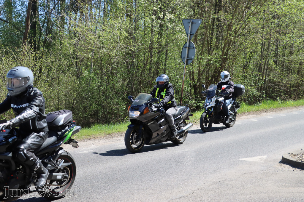Fotorelacja I: IV Motopiknik w Łazach - parada motocykli