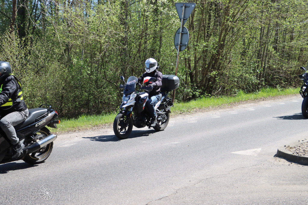 Fotorelacja I: IV Motopiknik w Łazach - parada motocykli