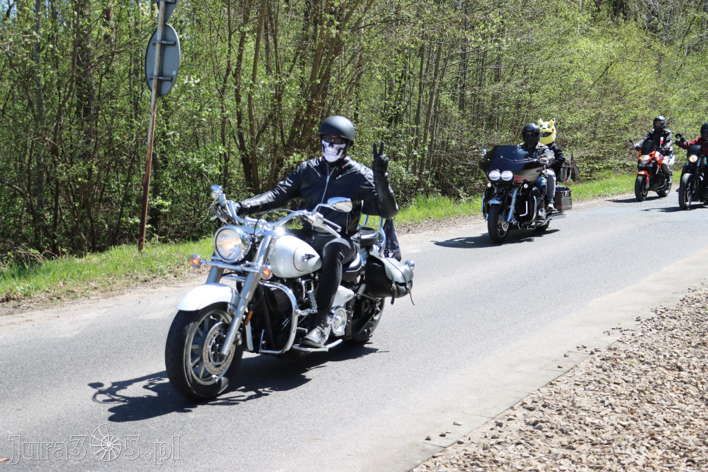 Fotorelacja I: IV Motopiknik w Łazach - parada motocykli