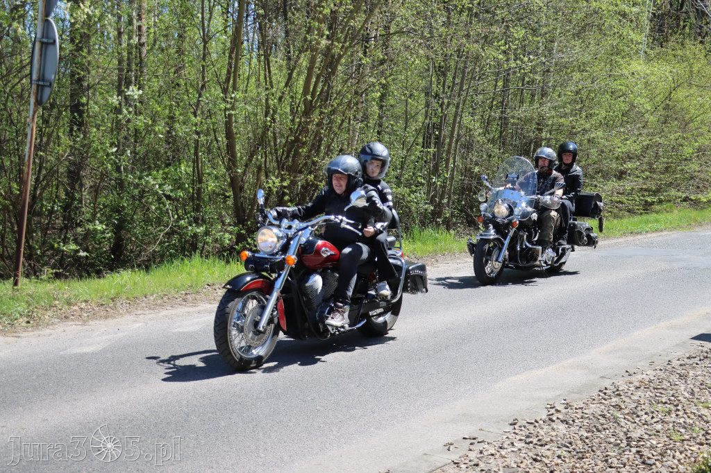Fotorelacja I: IV Motopiknik w Łazach - parada motocykli