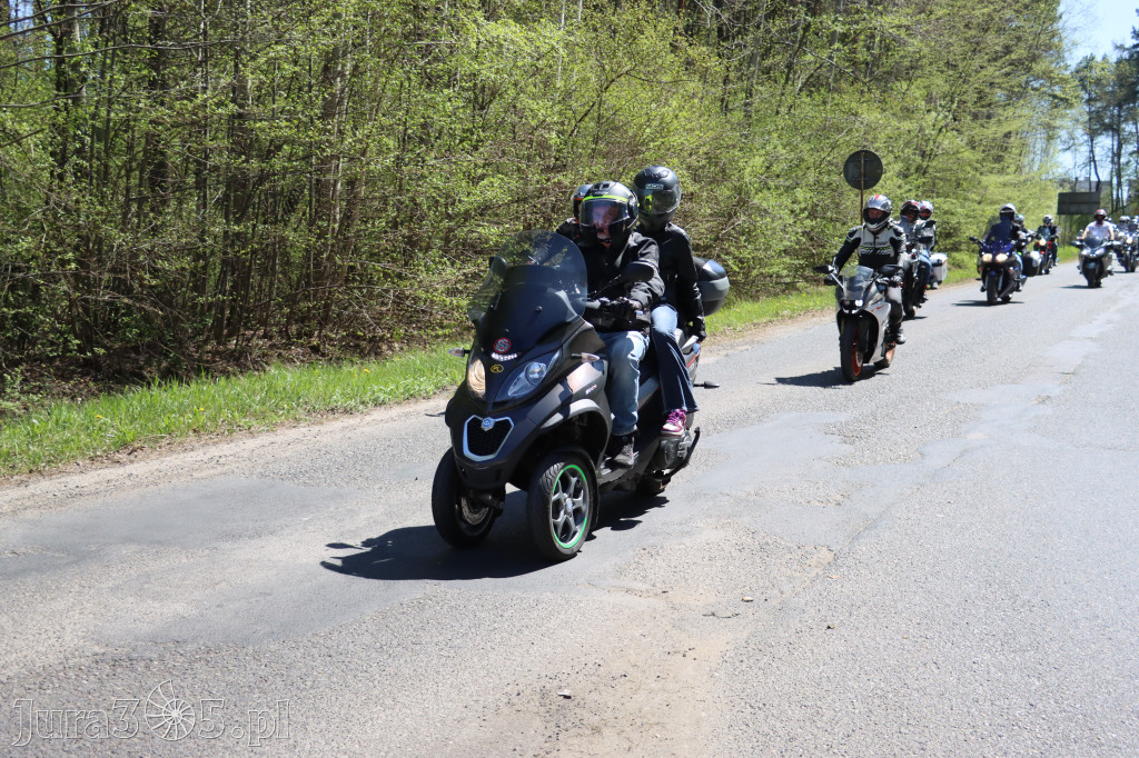 Fotorelacja I: IV Motopiknik w Łazach - parada motocykli