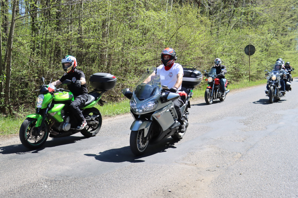 Fotorelacja I: IV Motopiknik w Łazach - parada motocykli
