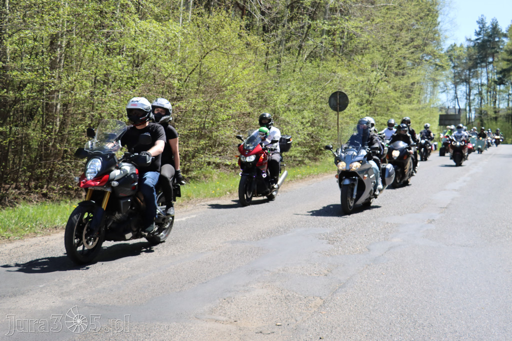 Fotorelacja I: IV Motopiknik w Łazach - parada motocykli