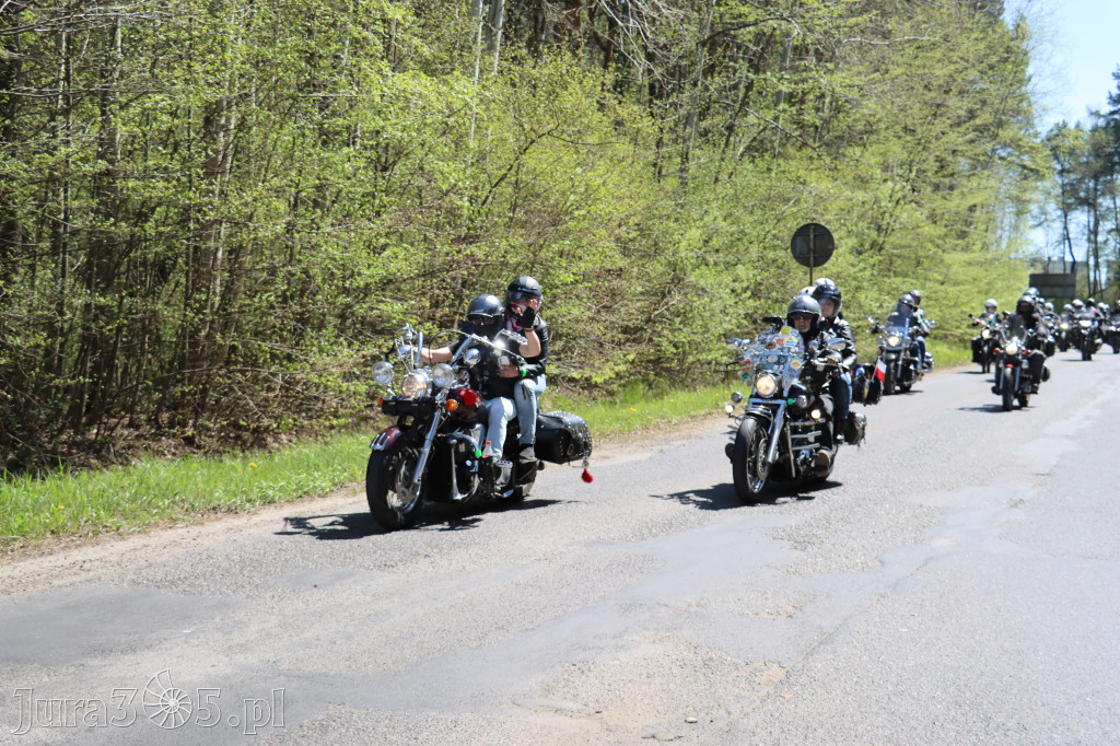 Fotorelacja I: IV Motopiknik w Łazach - parada motocykli